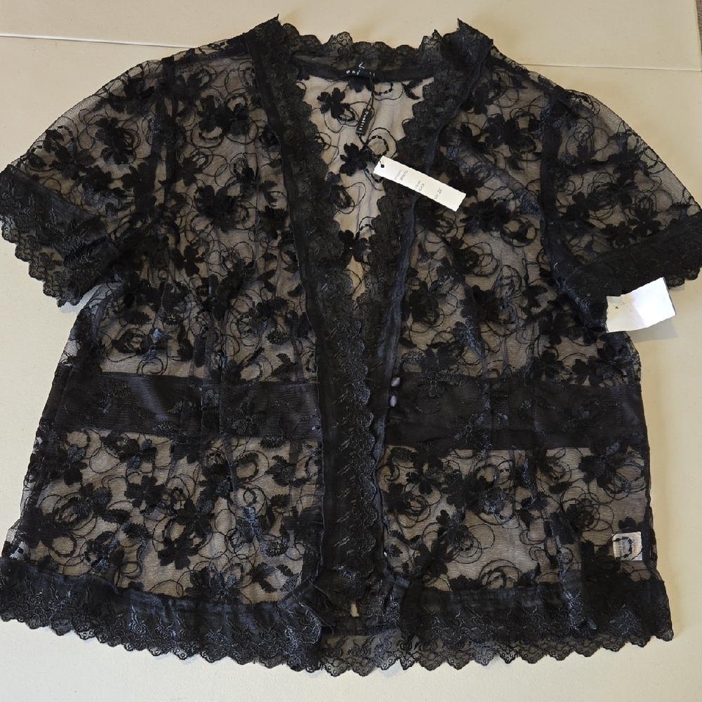 Panitti Black Lace Floral Cardigan. Size 2X.  NWT